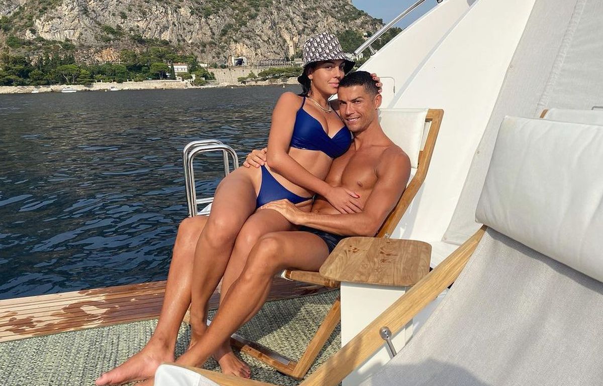 Georgina a dezvăluit ce face acasă cu Ronaldo: „E normal, la fotbal nu mă pricep deloc”