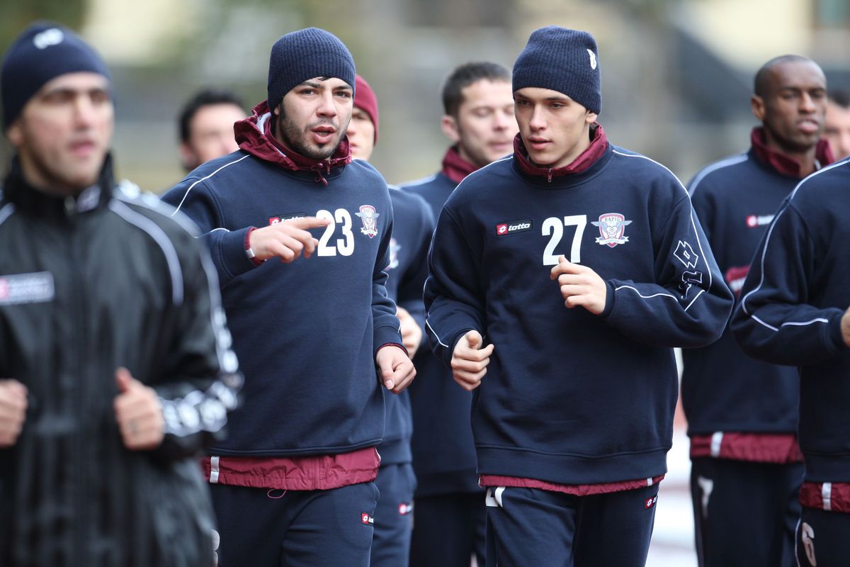 Abia eliberat din pușcărie, fostul fotbalist din Liga 1 șochează: „Gardienii ne spuneau «colete»” + „Marian Iancu e terminat, abia mai merge”