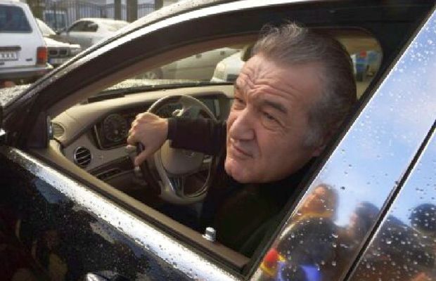 Rămas fără permis, Gigi Becali a ajuns în instanță » Ce au încercat să facă avocații latifundiarului