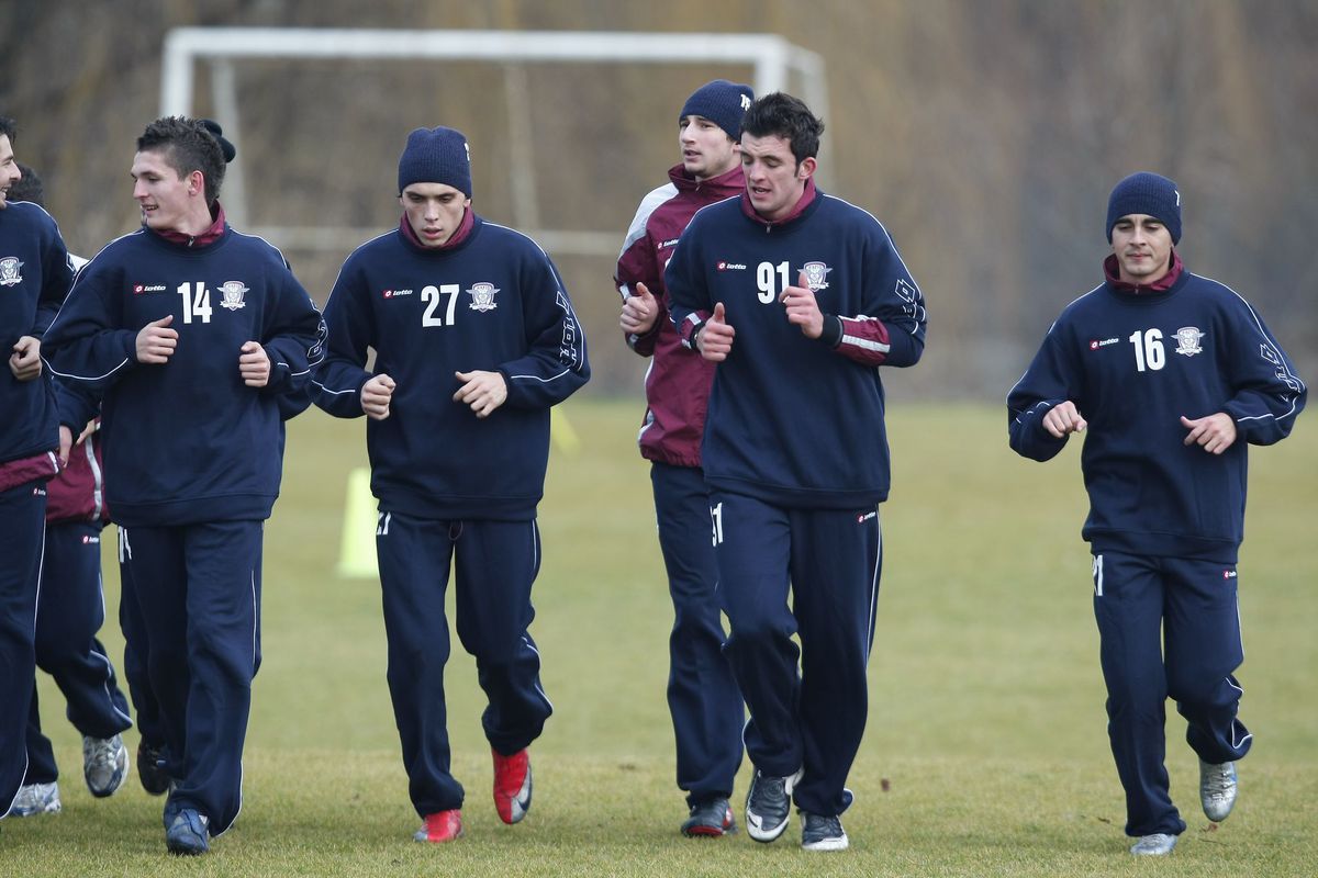 Abia eliberat din pușcărie, fostul fotbalist din Liga 1 șochează: „Gardienii ne spuneau «colete»” + „Marian Iancu e terminat, abia mai merge”