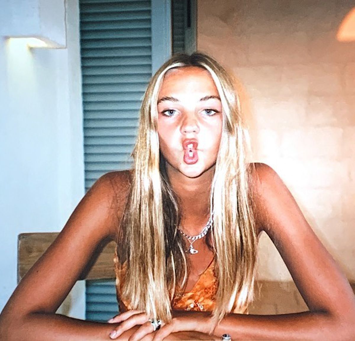 Mia Regan, iubită Romeo Beckham