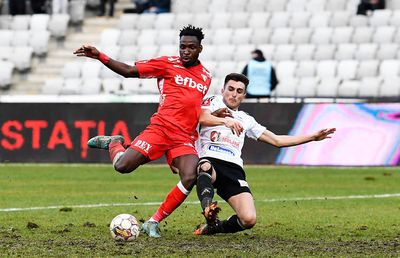 CFR, ofertă fabuloasă pentru UTA: „Dăm o sumă de bani, bonusuri și procent. Plus Roger, care este foarte bine pregătit”