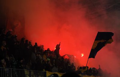 Derby în tribune! » Mesajele afișate de suporteri în meciul Petrolul - Dinamo