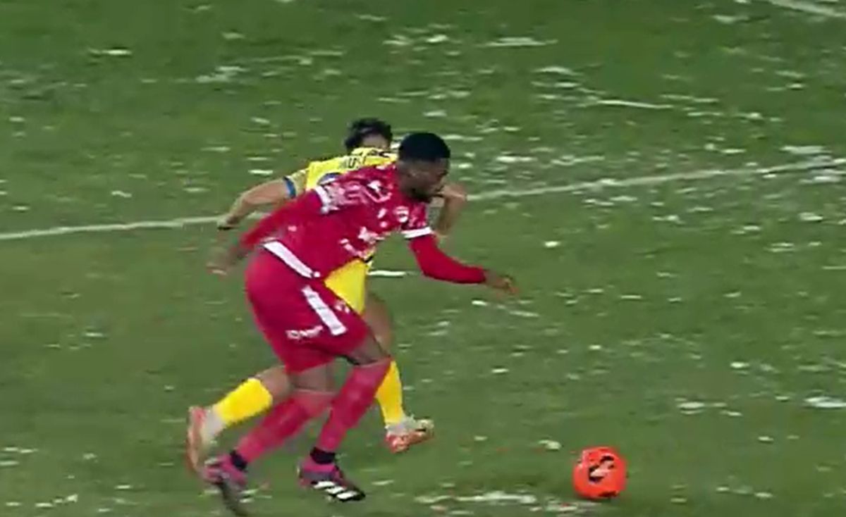 Petrolul - Dinamo, duelul dintre Homawoo și Musi