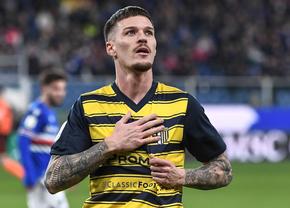 L-au luat la întrebări pe Man, după un nou gol în Serie B: „Ești motorul Parmei?”