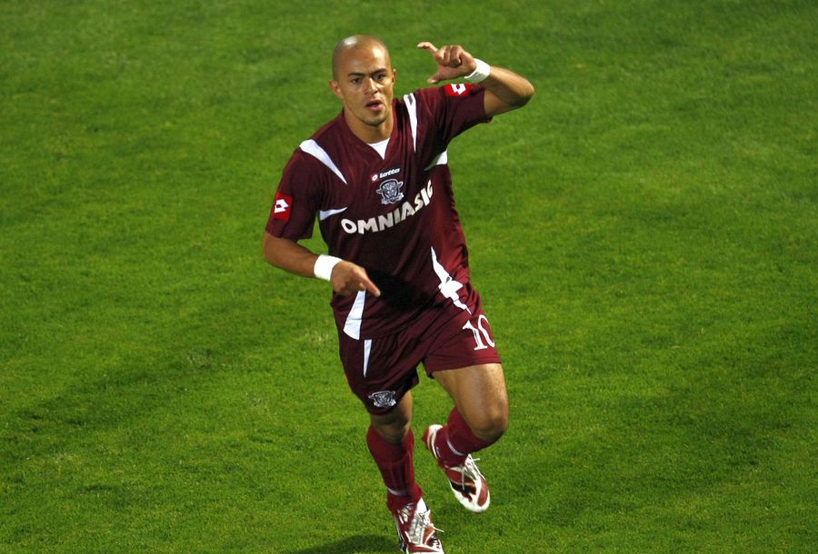 Julio Cesar a avut realizări minuscule la Rapid / FOTO: Arhivă GSP „Țepe” de Giulești! Șucu a întregit „lotul Copos” » Cine e cel mai mare rateu al Rapidului? De la Boupendza și Jambor până la Gauracs, Djalovic și Cassio