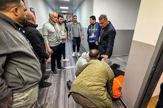 Mourinho - SMURD! » Antrenorul Fenerului a salvat un agent de securitate