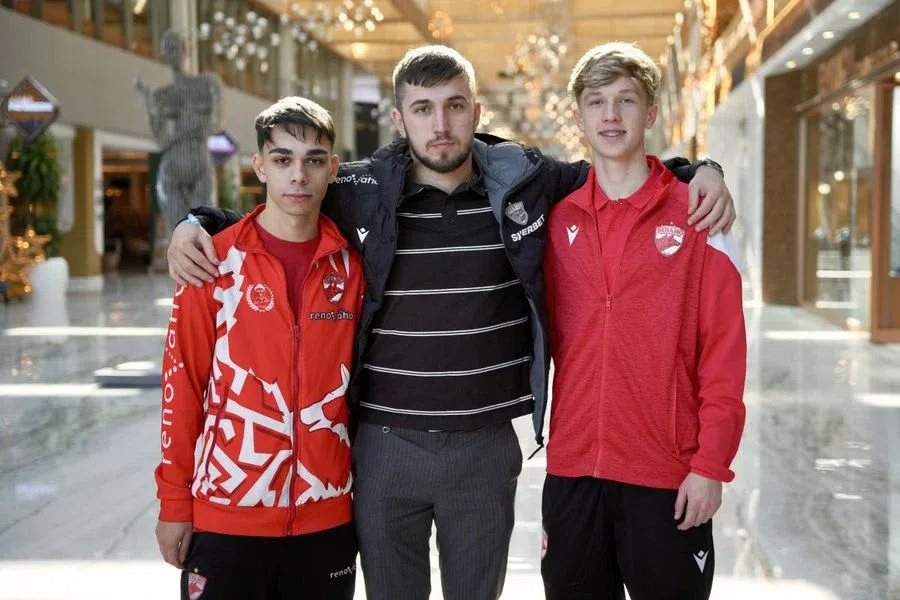 Dinamovistul care a inițiat un proiect pentru 350 de copii din mediile mai puțin favorizate: „Fără taxe și alte costuri”