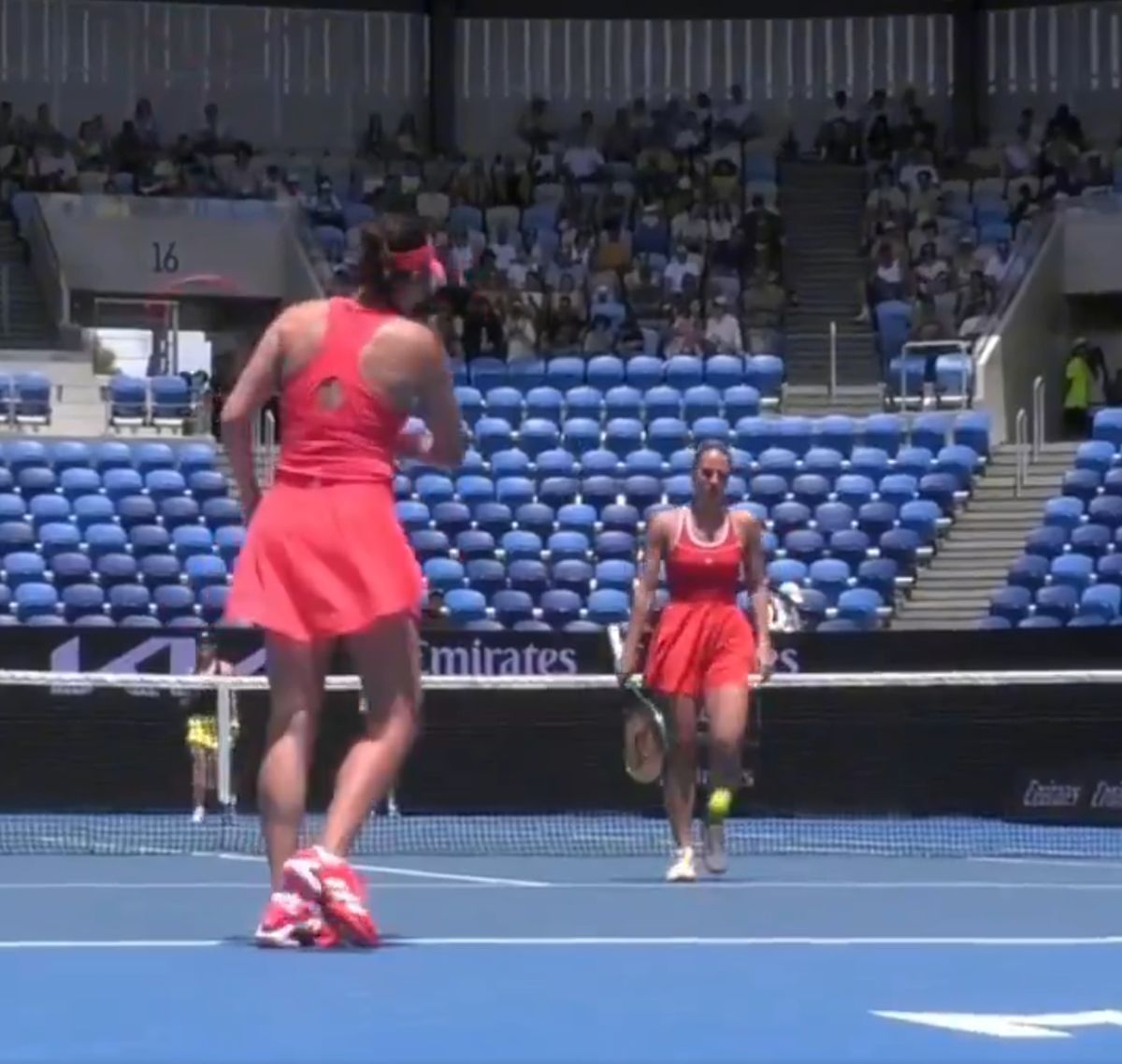 Gabriela Ruse și Marta Kostyuk, ipostaze virale la Australian Open: „Îți mulțumesc, partenero! Hahahah!”