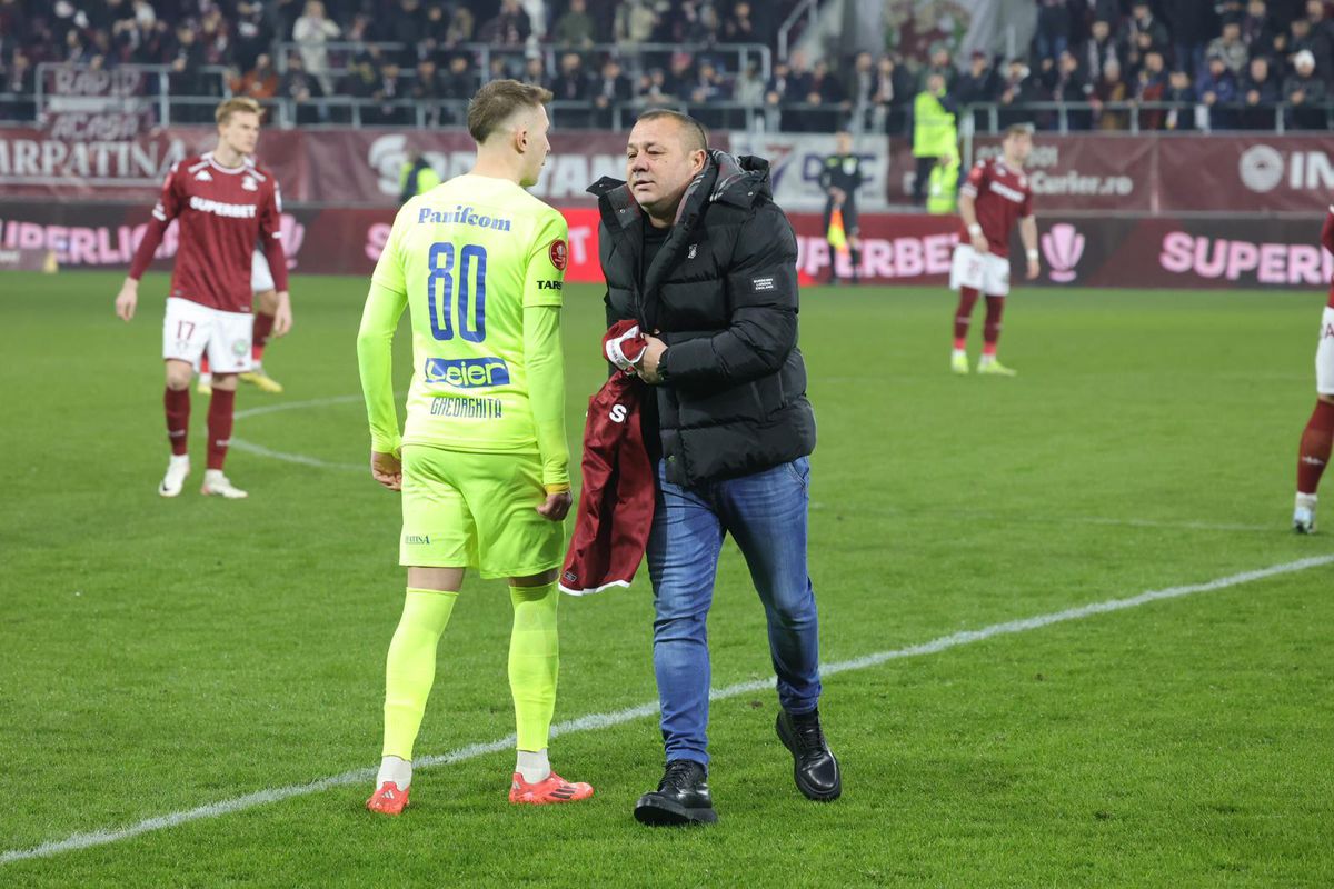 Sabin Ilie a dat lovitura de start la Rapid - Poli Iași și a avut un mesaj tranșant pentru Boupendza: „Atunci nu ai ce căuta aici!”