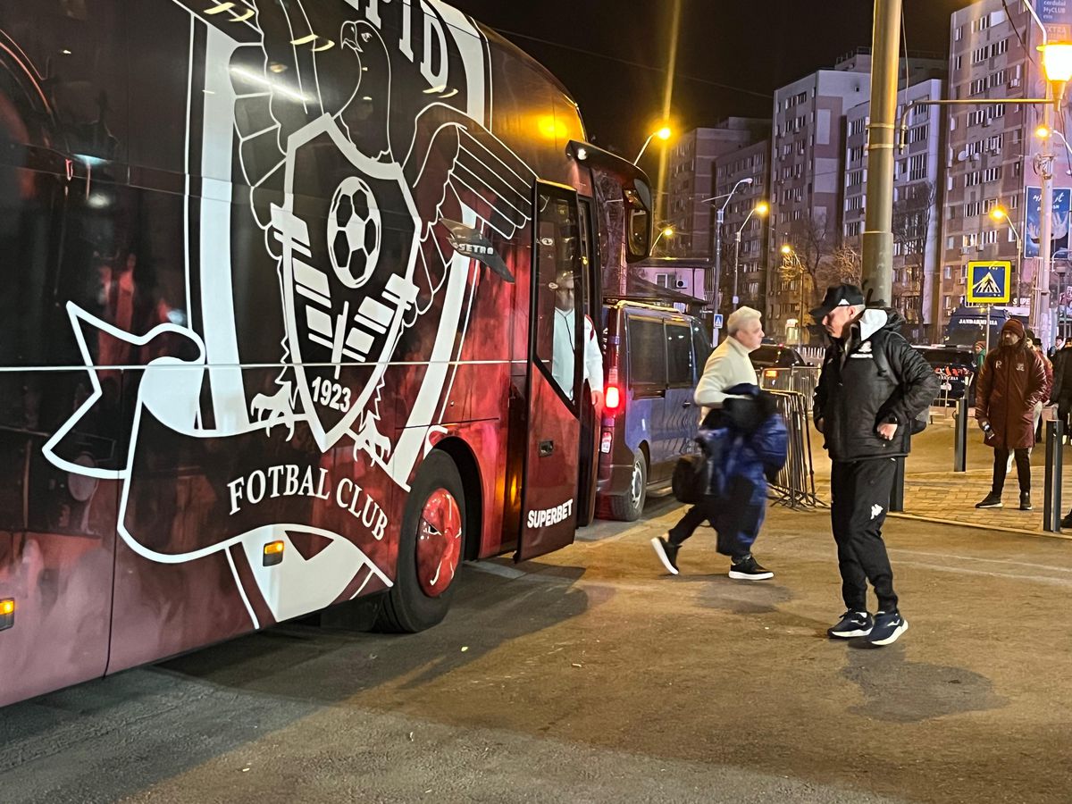 Rapid - Poli Iași 2-1 » Petrila și restul! „Dubla” decarului o duce pe Rapid în play-off, după o victorie neconvingătoare