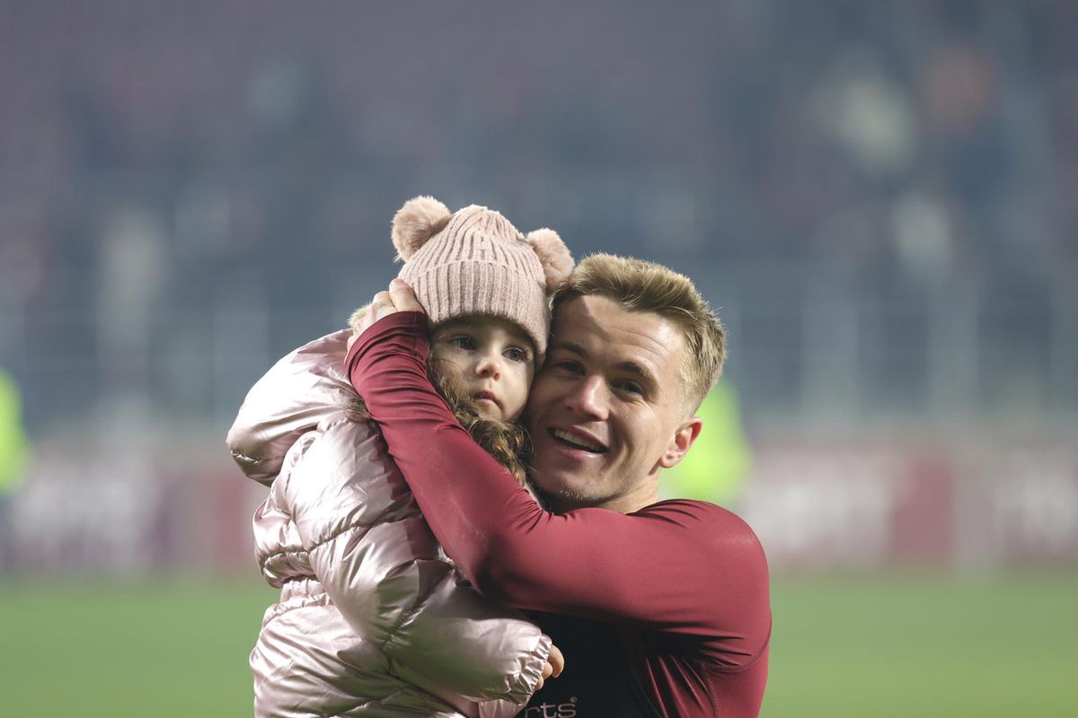 Imagini de la finalul meciului Rapid - Poli Iași