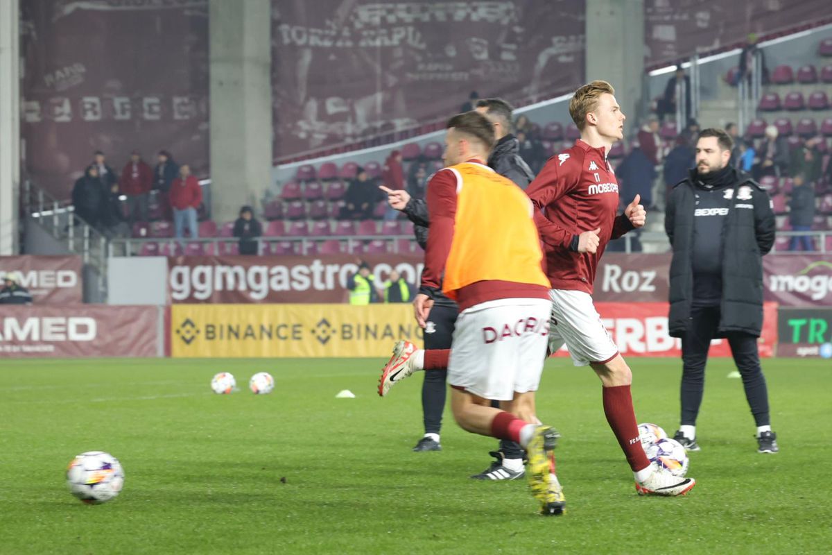 Rapid - Poli Iași 2-1 » Petrila și restul! „Dubla” decarului o duce pe Rapid în play-off, după o victorie neconvingătoare