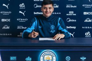 Manchester City, transfer de 40 de milioane de euro » Internaționalul din Uzbekistan a fost prezentat