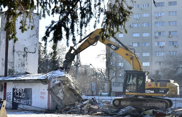 Dinamovistul care a suportat cu greu demolarea: „Îmi venea să-i dau un pumn ăluia cu macaraua!”