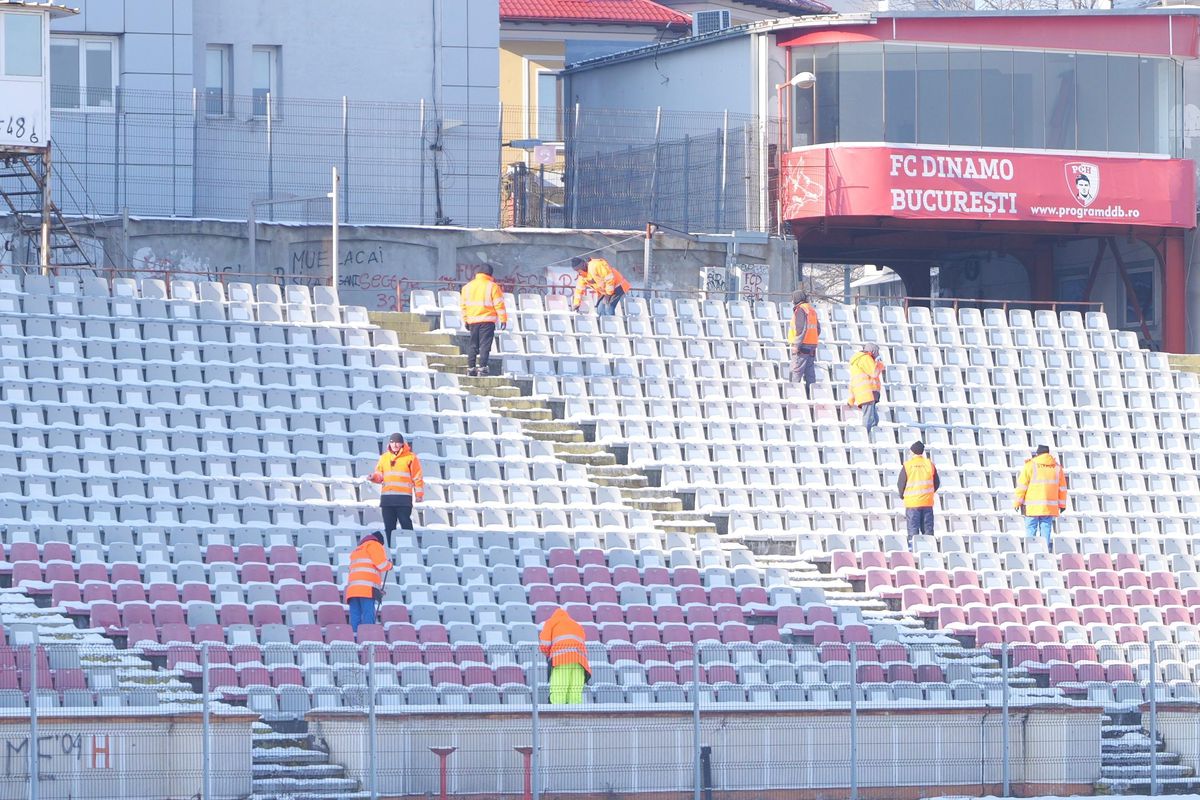 Buldozerele pun la pământ arena Dinamo: cadre spectaculoase surprinse de fotoreporterul GSP Cristi Preda, într-o zi istorică pentru „câini”