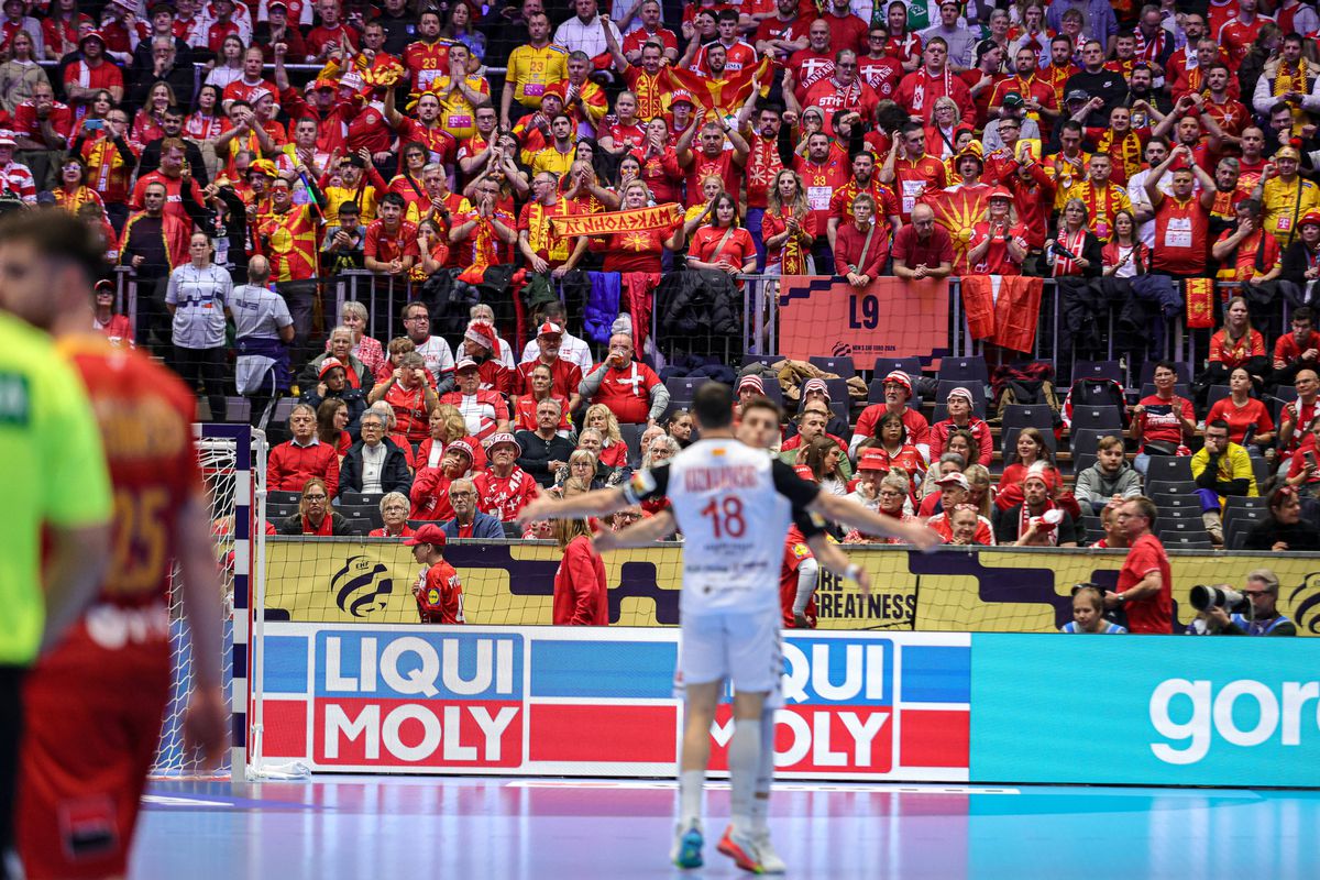 Cu lacrimi în ochi și trofeul de MVP în brațe, și-a luat adio de la națională cu un mesaj puternic: „Sper ca aceia care vin să se descurce mai bine”