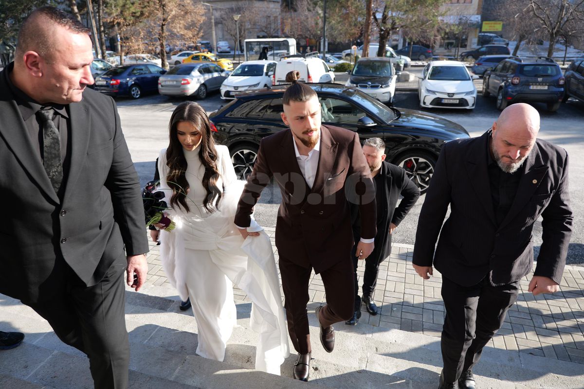 În zi de UCL, Radu Drăgușin s-a căsătorit cu Ioana Stan » Au apărut și imaginile de pe ringul de dans! Petrecere cu starurile fotbalului românesc