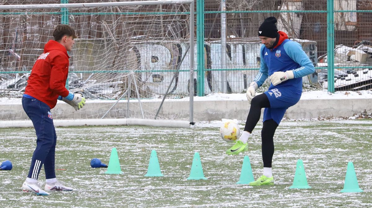 Steaua a început cantonamentul de iarnă: doi jucători în probe