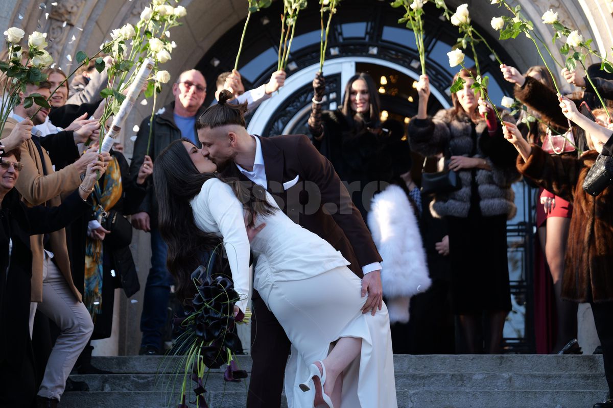 În zi de UCL, Radu Drăgușin s-a căsătorit cu Ioana Stan » Au apărut și imaginile de pe ringul de dans! Petrecere cu starurile fotbalului românesc