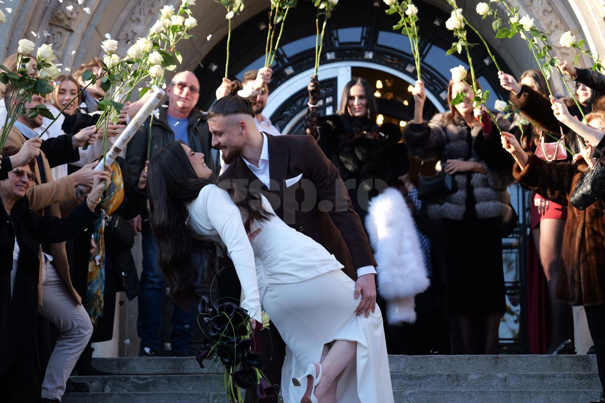 În zi de UCL, Radu Drăgușin s-a căsătorit cu Ioana Stan » Au apărut și imaginile de pe ringul de dans! Petrecere cu starurile fotbalului românesc