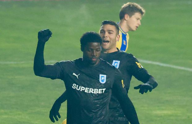 Atacant cu rol total » Steven Nsimba, cifre rare pentru Superliga, în meciul cu Petrolul
