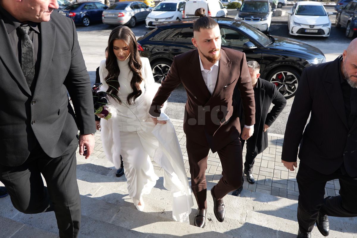 În zi de UCL, Radu Drăgușin s-a căsătorit cu Ioana Stan » Au apărut și imaginile de pe ringul de dans! Petrecere cu starurile fotbalului românesc