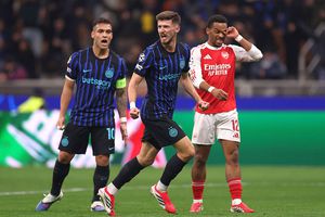 Inter - Arsenal, în Liga Campionilor » Gol FABULOS pentru echipa lui Chivu