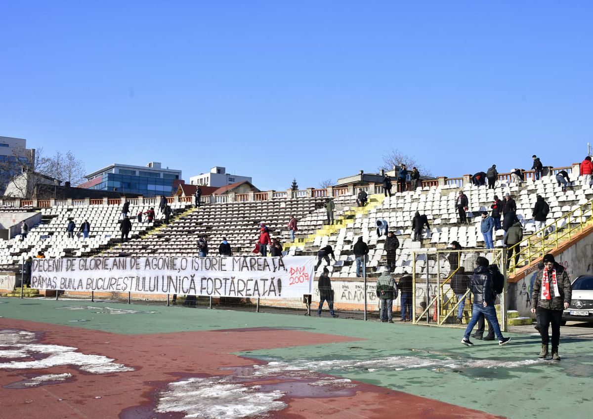Demolarea stadionului Dinamo, imagini de Cristi Preda
