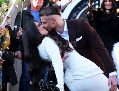 În zi de UCL, Radu Drăgușin s-a căsătorit cu Ioana Stan, la Primăria Sectorului 1. Toate imaginile de la eveniment