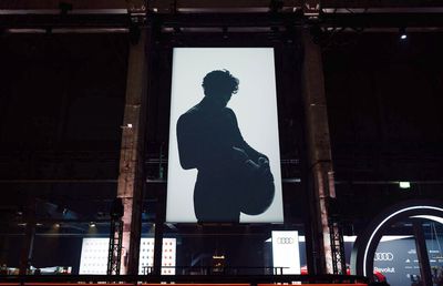 Show special organizat la Berlin » Audi Revolut F1 e gata pentru startul noului sezon de Formula 1: imagini spectaculoase de la lansare