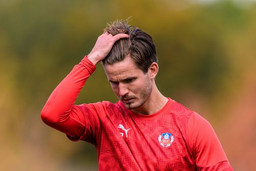 Ce se întâmplă cu mijlocașul care a semnat din greșeală cu echipa din Superliga. Foto: Imago