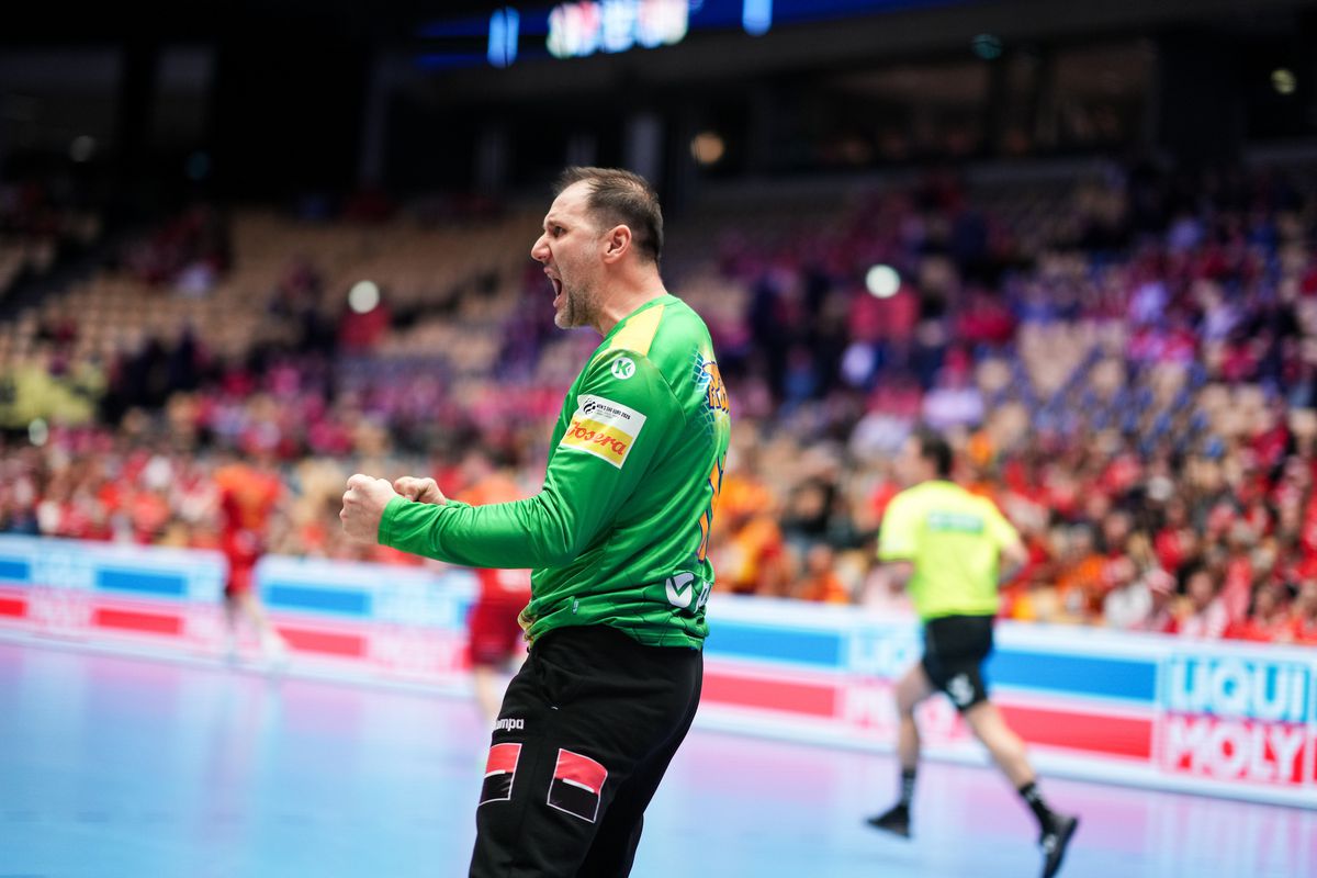 Cu lacrimi în ochi și trofeul de MVP în brațe, și-a luat adio de la națională cu un mesaj puternic: „Sper ca aceia care vin să se descurce mai bine”