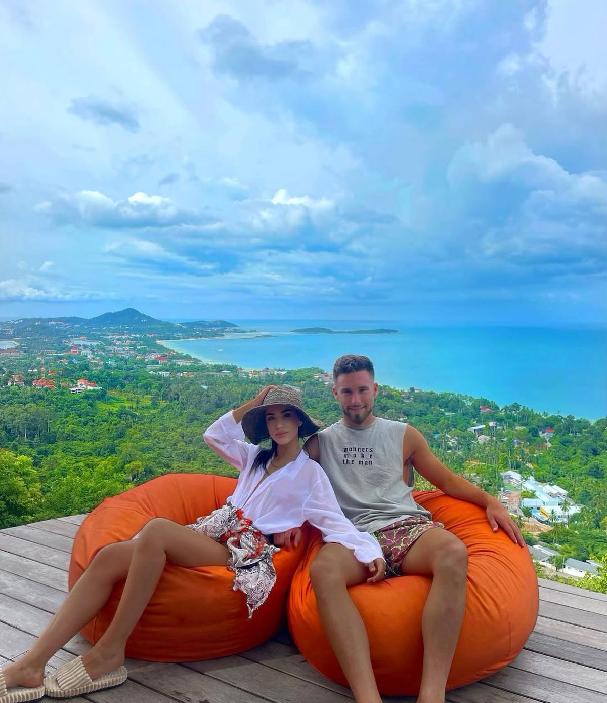 Soția titularului de la FCSB, la prima apariție pe Arena Națională » Cum a fost surprinsă în tribune