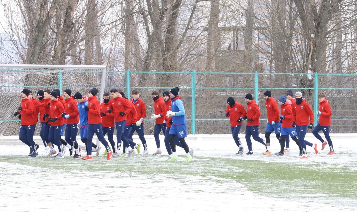 Steaua a început cantonamentul de iarnă: doi jucători în probe