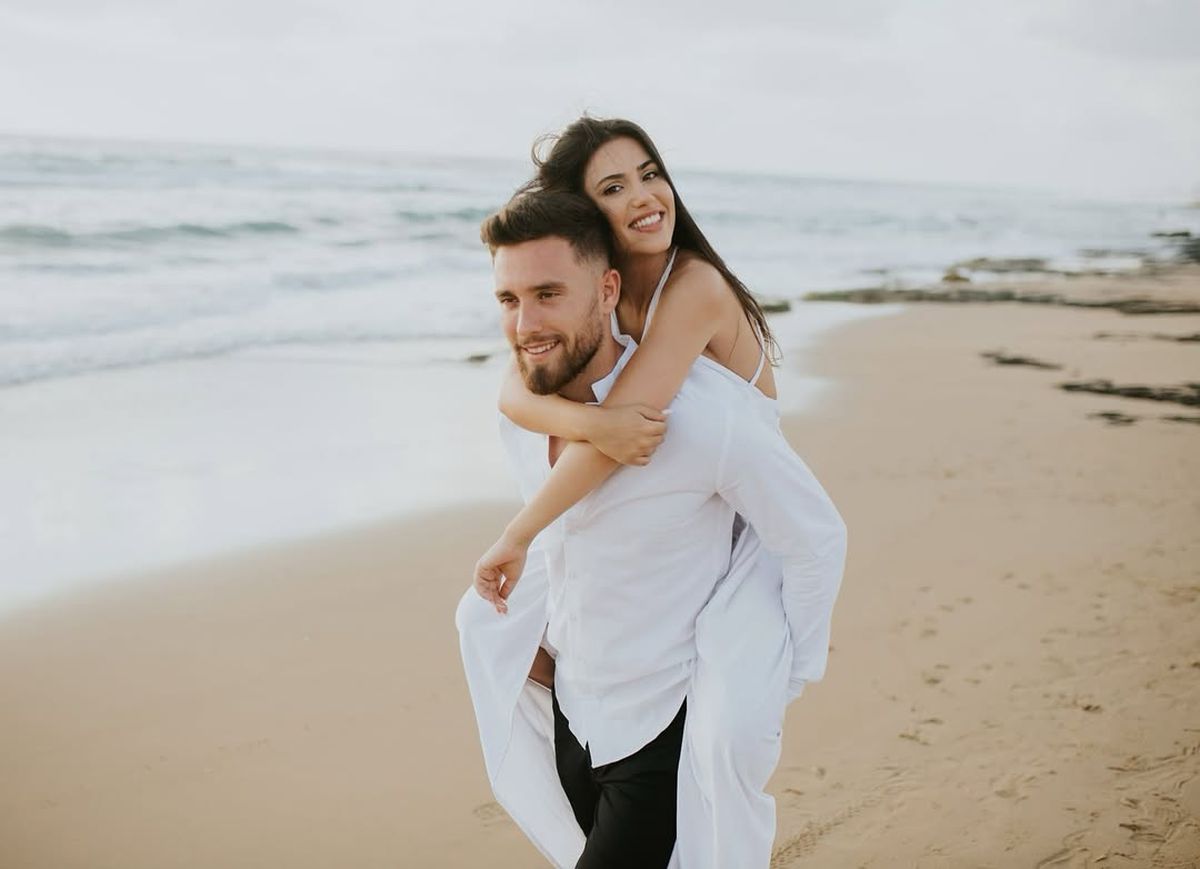 A semnat cu FCSB, iar soția lui a reacționat imediat: „București, venim cu inima deschisă!”