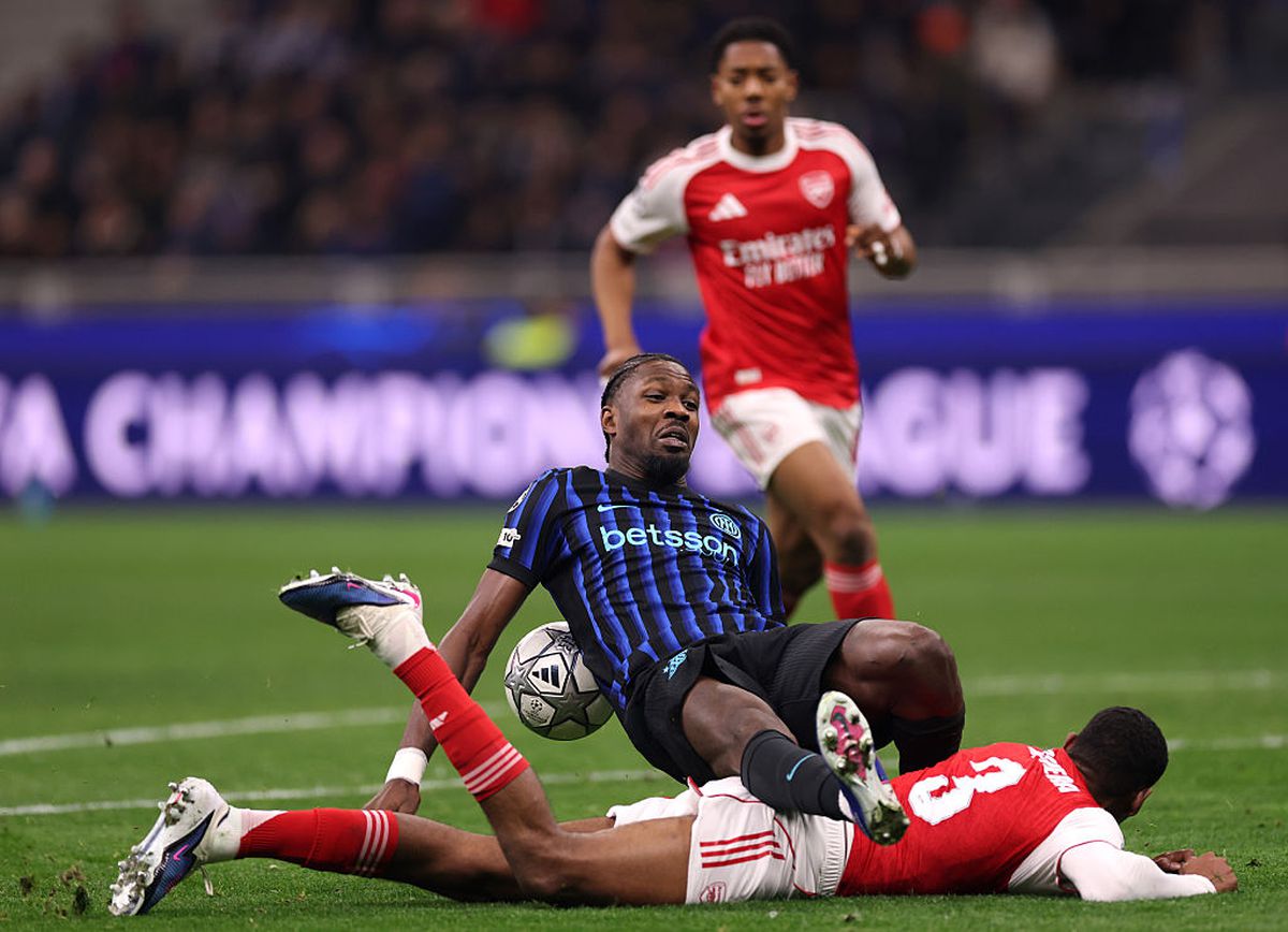 „A sosit momentul unor decizii grele” » Notele primite de Cristi Chivu, după eșecul cu Arsenal » Cum îl descriu italienii pe român