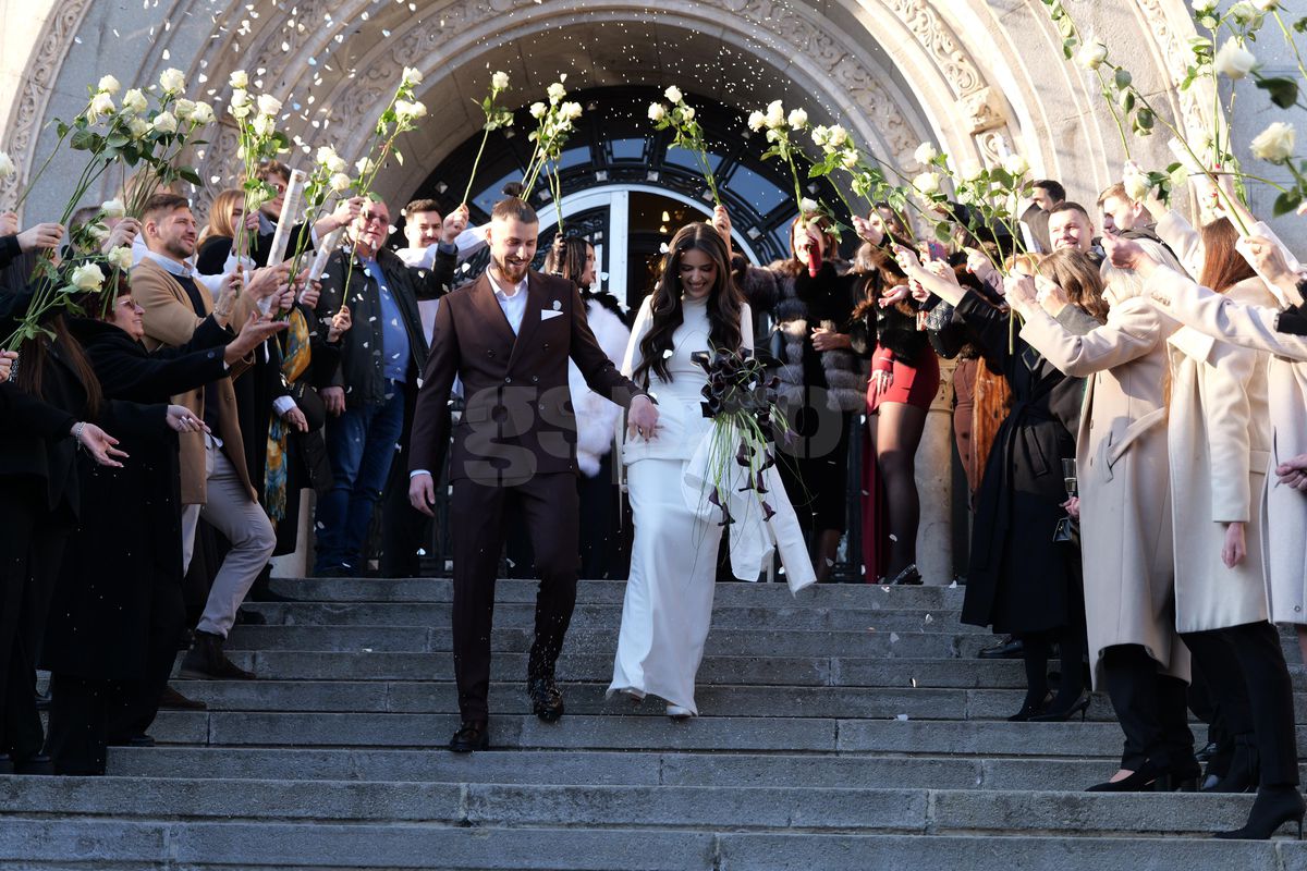 În zi de UCL, Radu Drăgușin s-a căsătorit cu Ioana Stan » Au apărut și imaginile de pe ringul de dans! Petrecere cu starurile fotbalului românesc