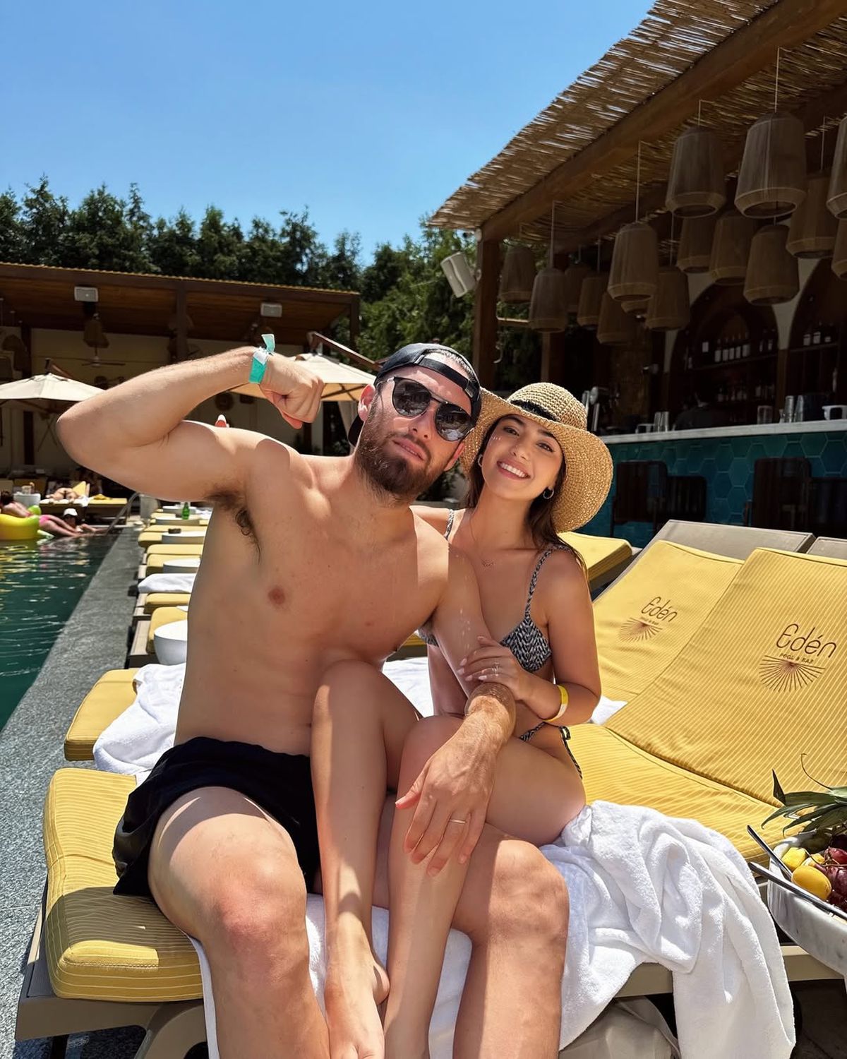 A semnat cu FCSB, iar soția lui a reacționat imediat: „București, venim cu inima deschisă!”