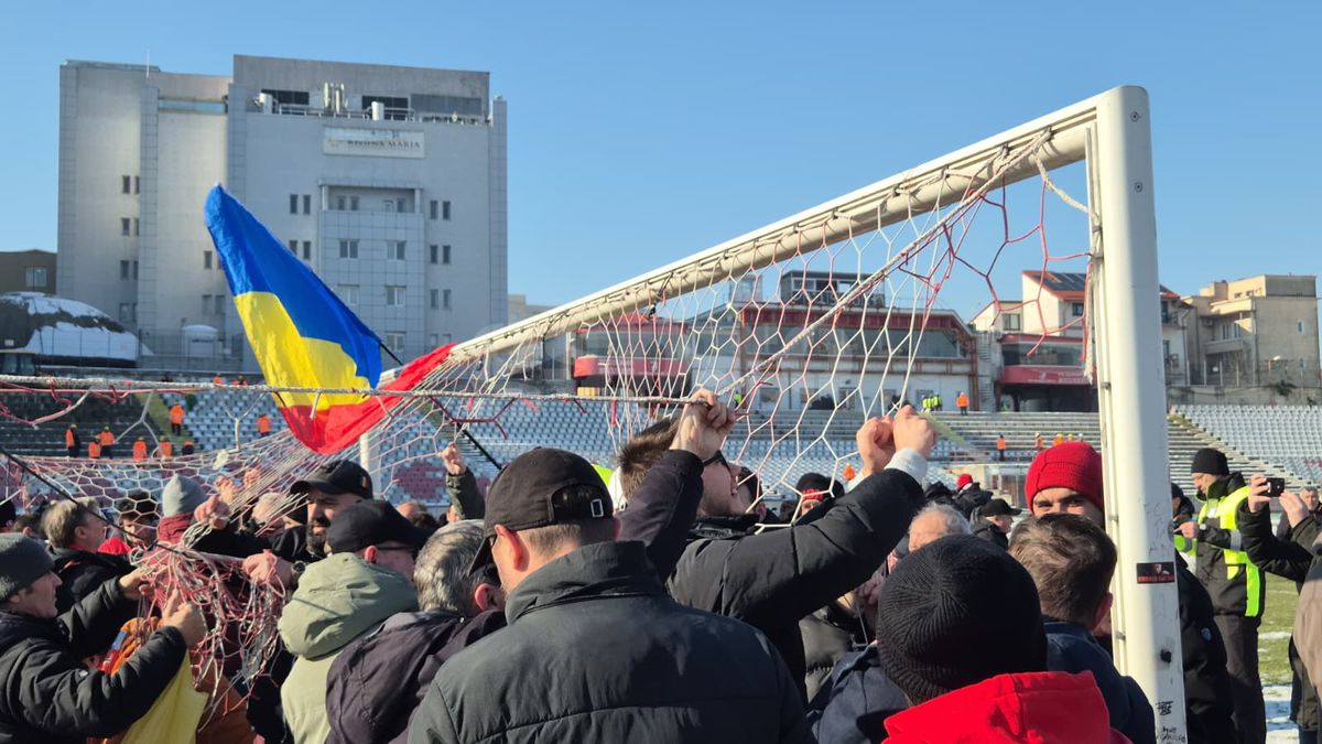 Demolarea stadionului Dinamo, imagini de Cristi Preda