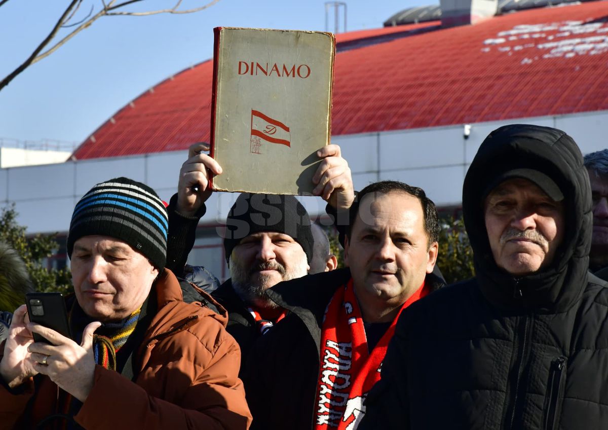 Demolarea stadionului Dinamo, imagini de Cristi Preda