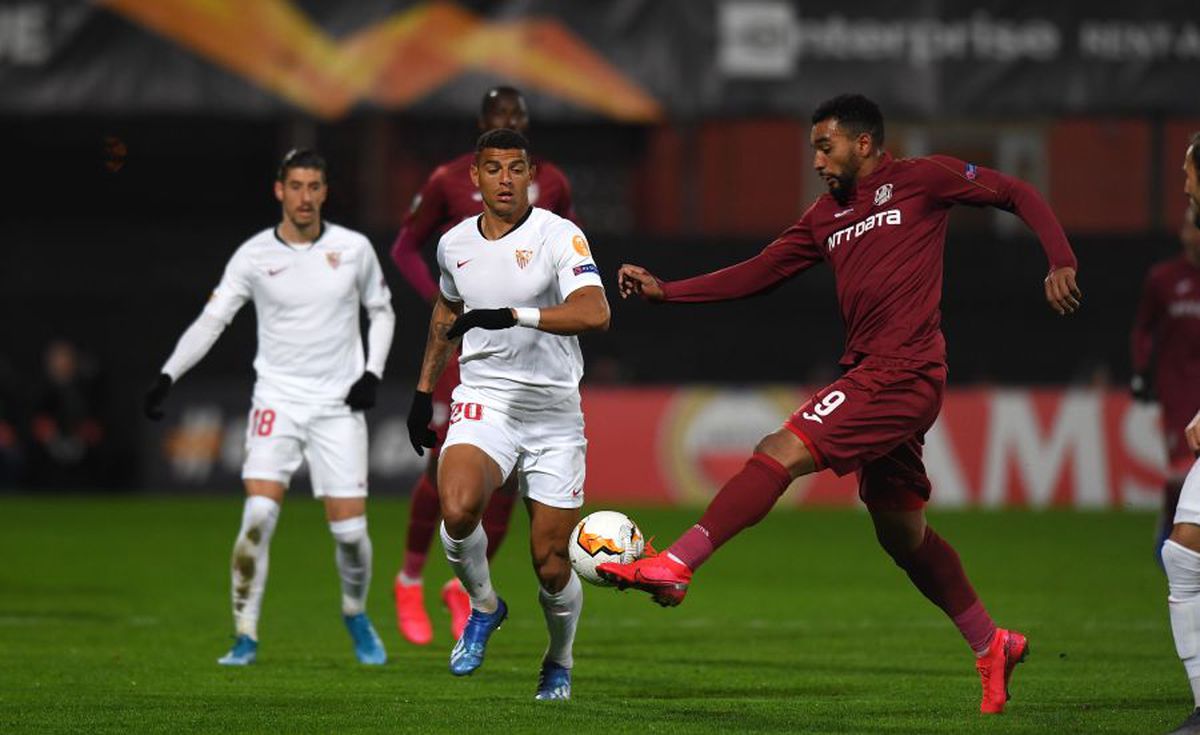 CFR Cluj - Sevilla 1-1 // VIDEO Gabi Mureșan, nemulțumit de abordarea lui Dan Petrescu: „Nu vreau să jignesc pe nimeni, dar era altceva pe vremea mea”