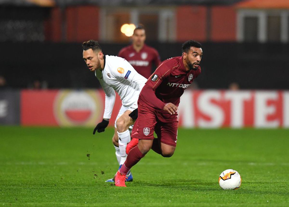 CFR Cluj - Sevilla 1-1 // VIDEO Gabi Mureșan, nemulțumit de abordarea lui Dan Petrescu: „Nu vreau să jignesc pe nimeni, dar era altceva pe vremea mea”