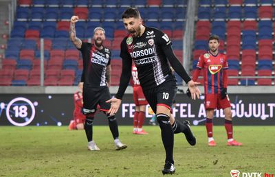 VIDEO Gicu Grozav, hat-trick de senzație în Ungaria! A fost introdus în minutul 55 și a răpus-o pe MOL Fehervar