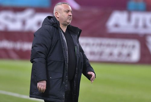 CFR Cluj - Rapid 2-1. Mihai Iosif, antrenorul giuleștenilor, e supărat doar de rezultat și laudă atitudinea elevilor lui din repriza secundă.