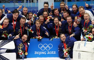 Finlanda a devenit pentru prima oară campioană olimpică la hochei pe gheață