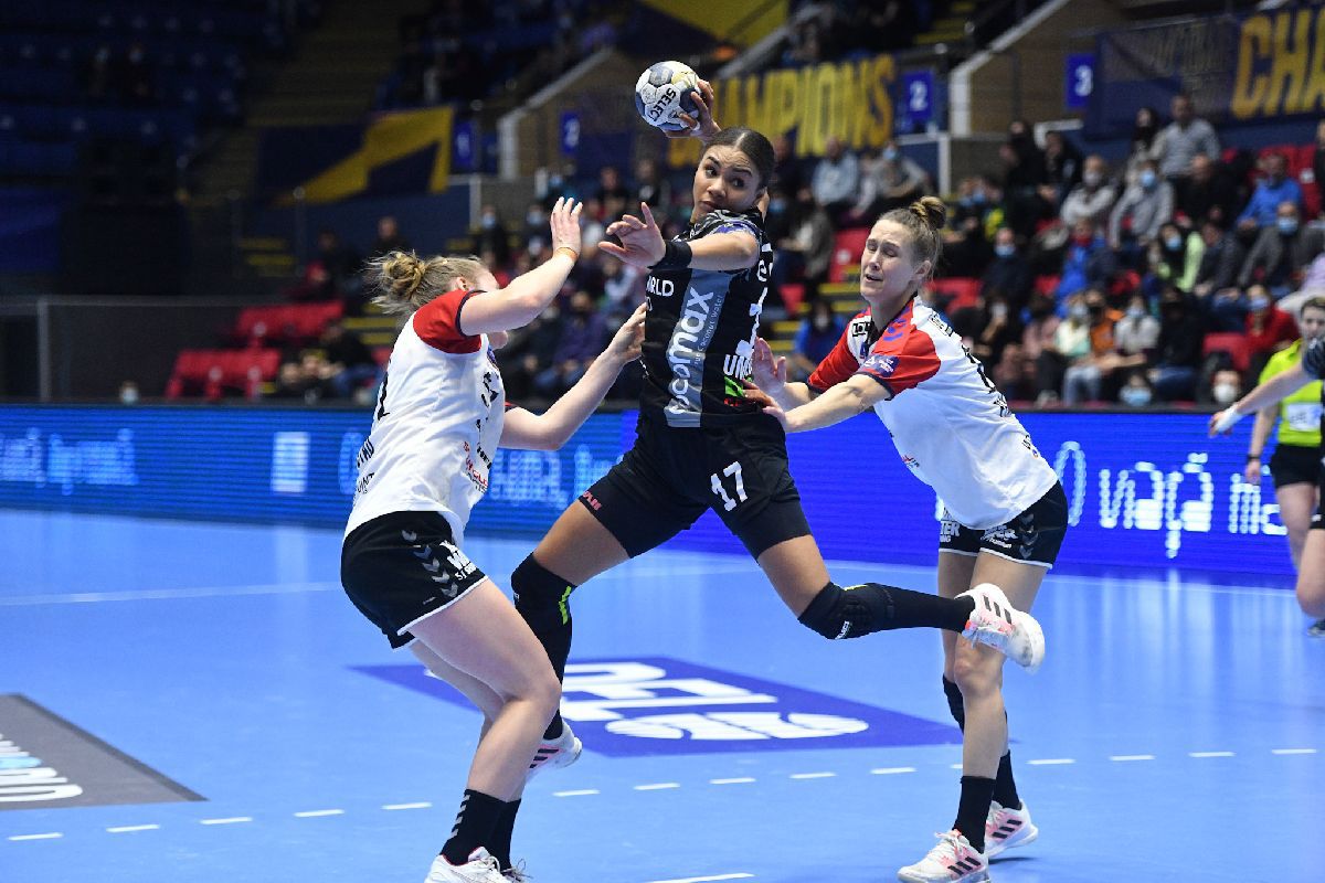CSM București - Esbjerg 29-29, în ultimul meci al grupei din Liga Campionilor »  Ce urmează pentru „tigroaice”
