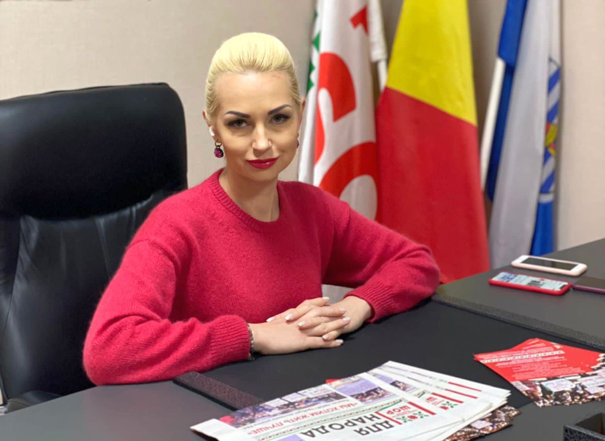 „Se vor transfera pe card!” » Marina Tauber, fosta șefă a Federației de Tenis, filmată când le explică activiștilor din Republica Moldova când vor primi bani din Rusia: „E vorba de lunile de campanie”