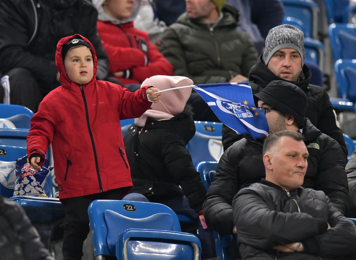 Mititelu încă speră la play-off: „Refuz să cred că Burleanu lasă lucrurile așa!” + noi contre cu galeria: „«Gogoașă» să-și caute serviciu, că nu mai primește bani de la mine”