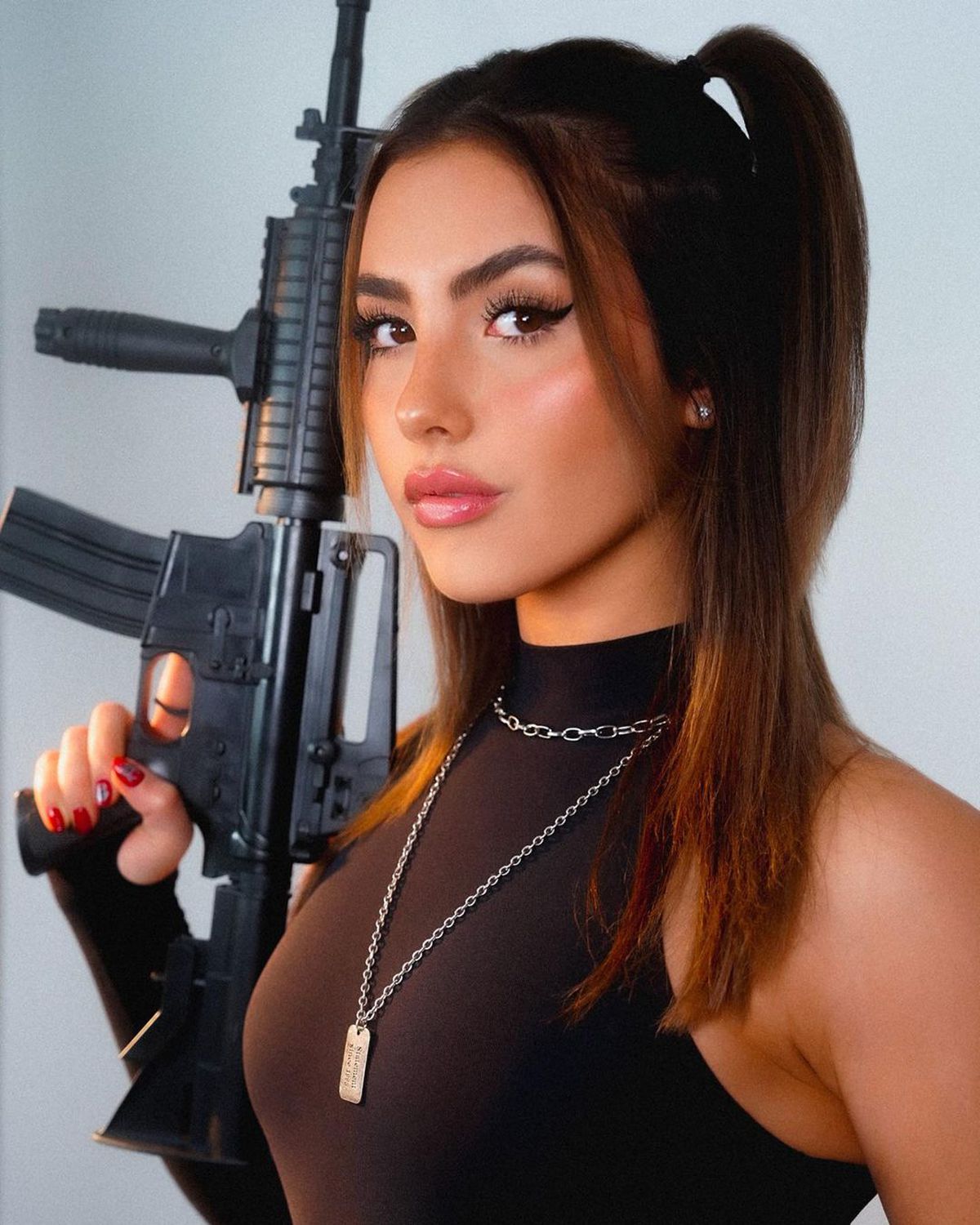 Cea mai sexy șahistă din lume e româncă » Are peste 500.000 de urmăritori pe Instagram